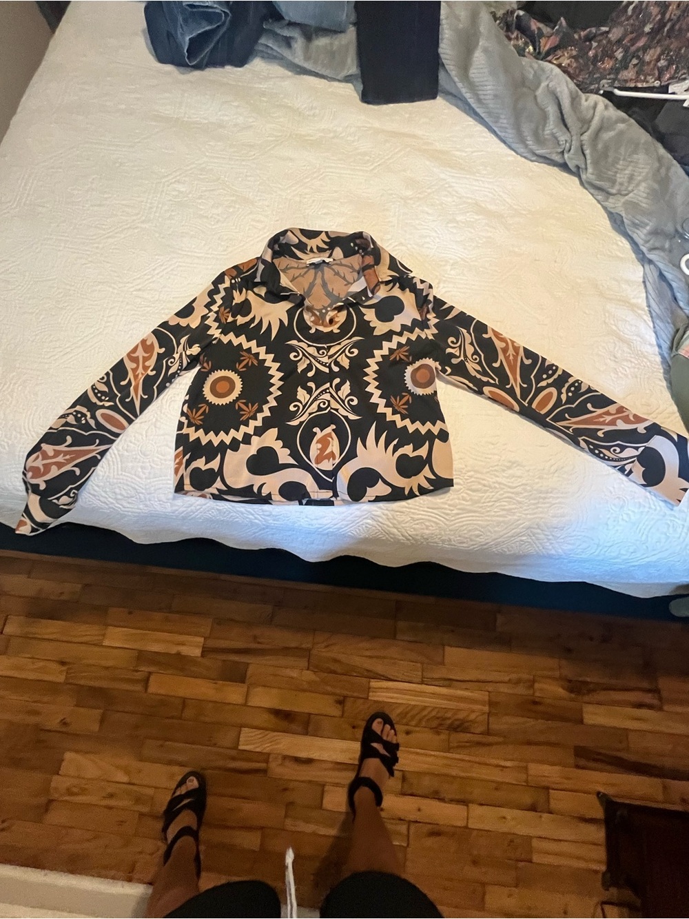 Womens Black & Tan Patterned Cropped Jacket